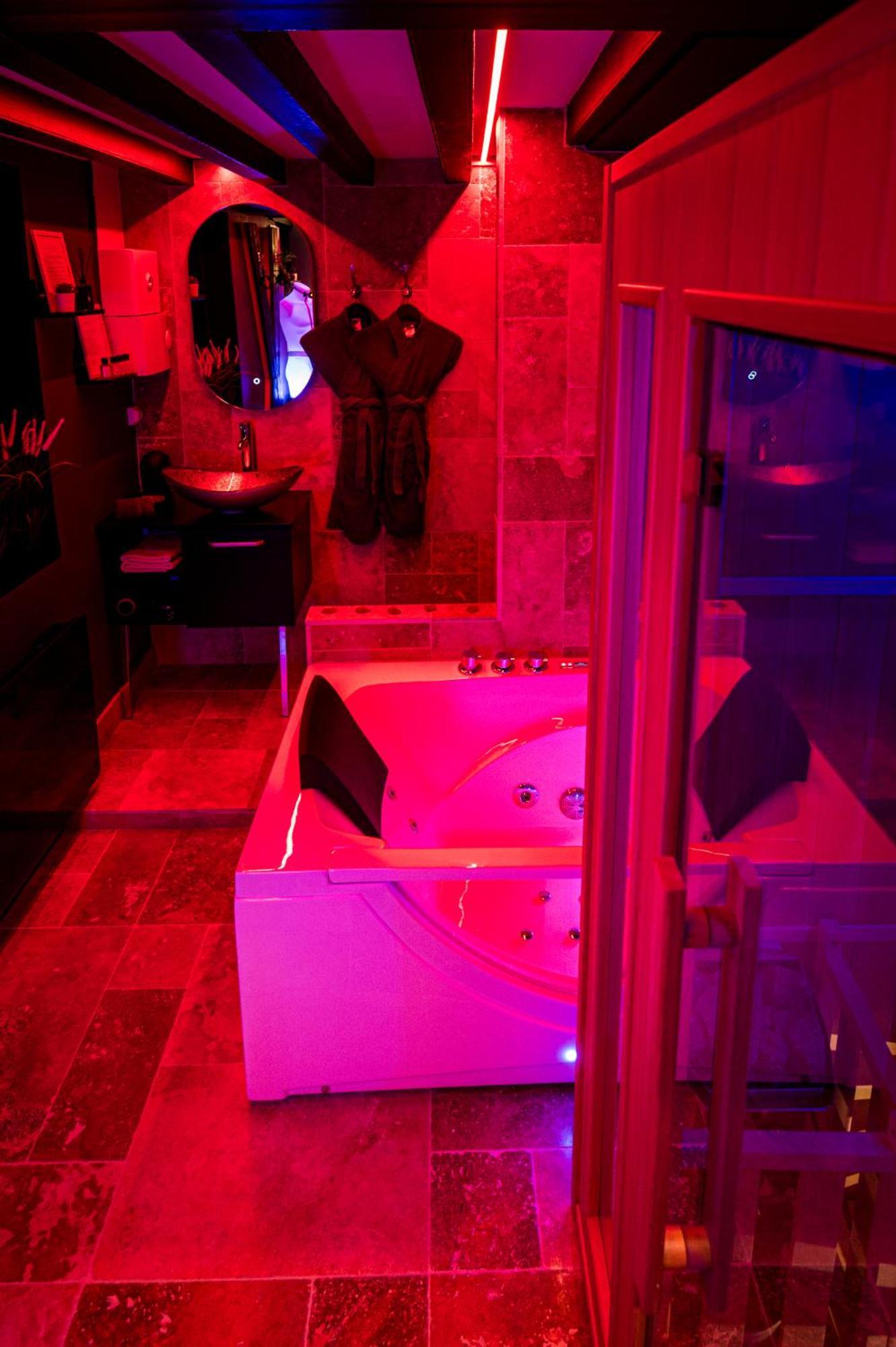 Loveroom Sauna, Balneo, Parking Prive Dans Le Centre De Honfleur Quarto foto