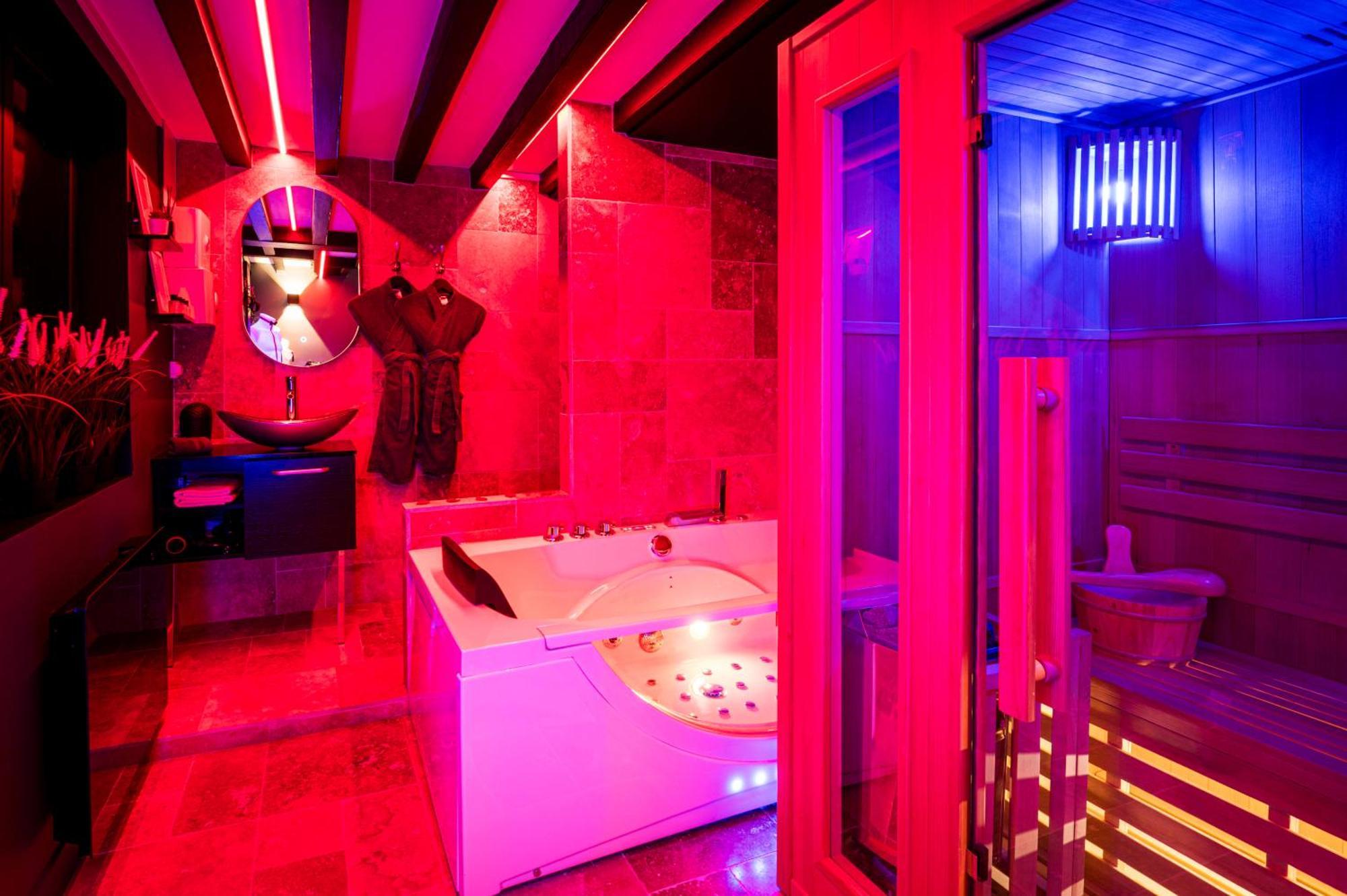 Loveroom Sauna, Balneo, Parking Prive Dans Le Centre De Honfleur Quarto foto